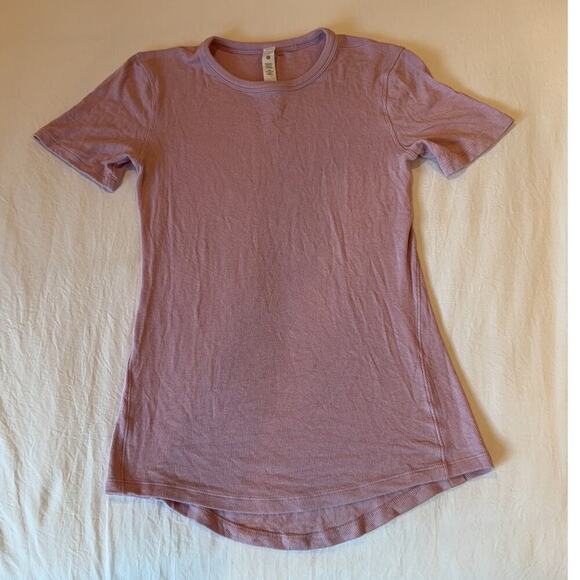lululemon Tops - Lululemon Women's Short Sleeve T-Shirt Pink Ribbed Casual Athletic Size 8